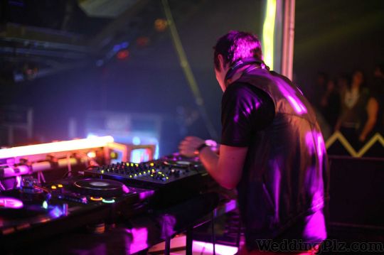 Sumit DJ