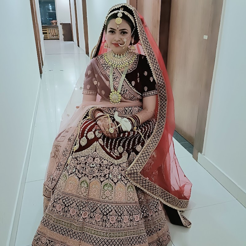 Vijay Laxmi Makeup Artist