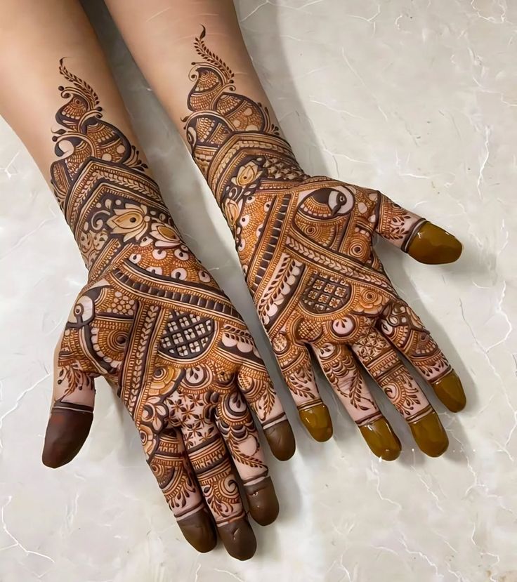 Mehandi Art By Mukul