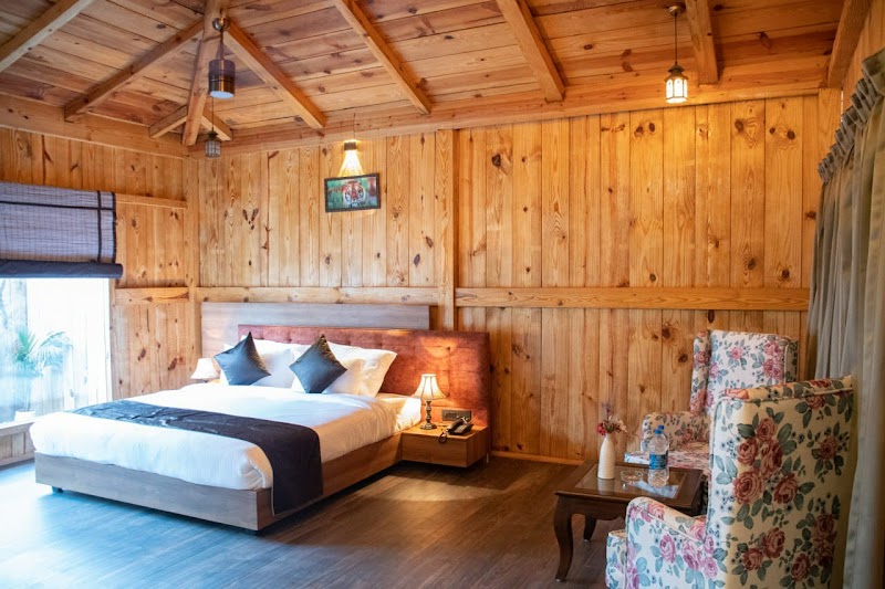 Pumpkin Hotels Corbett – Tusk N Wood