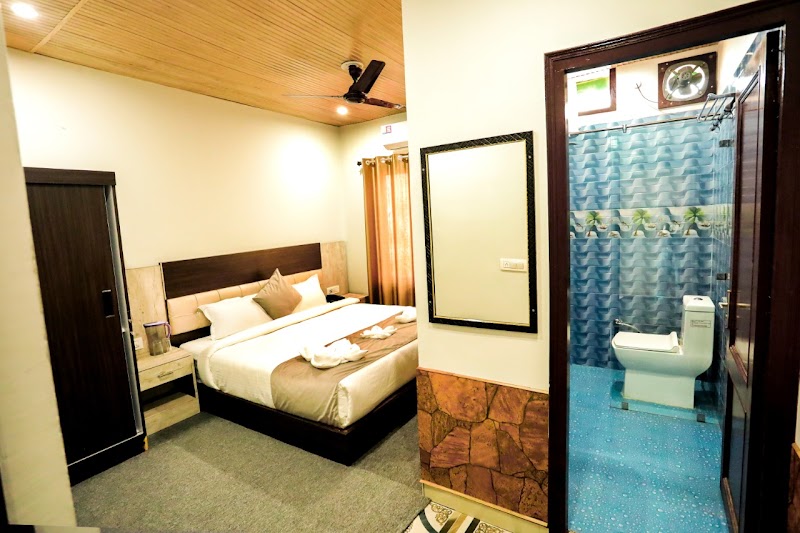 Corbett Life Resort