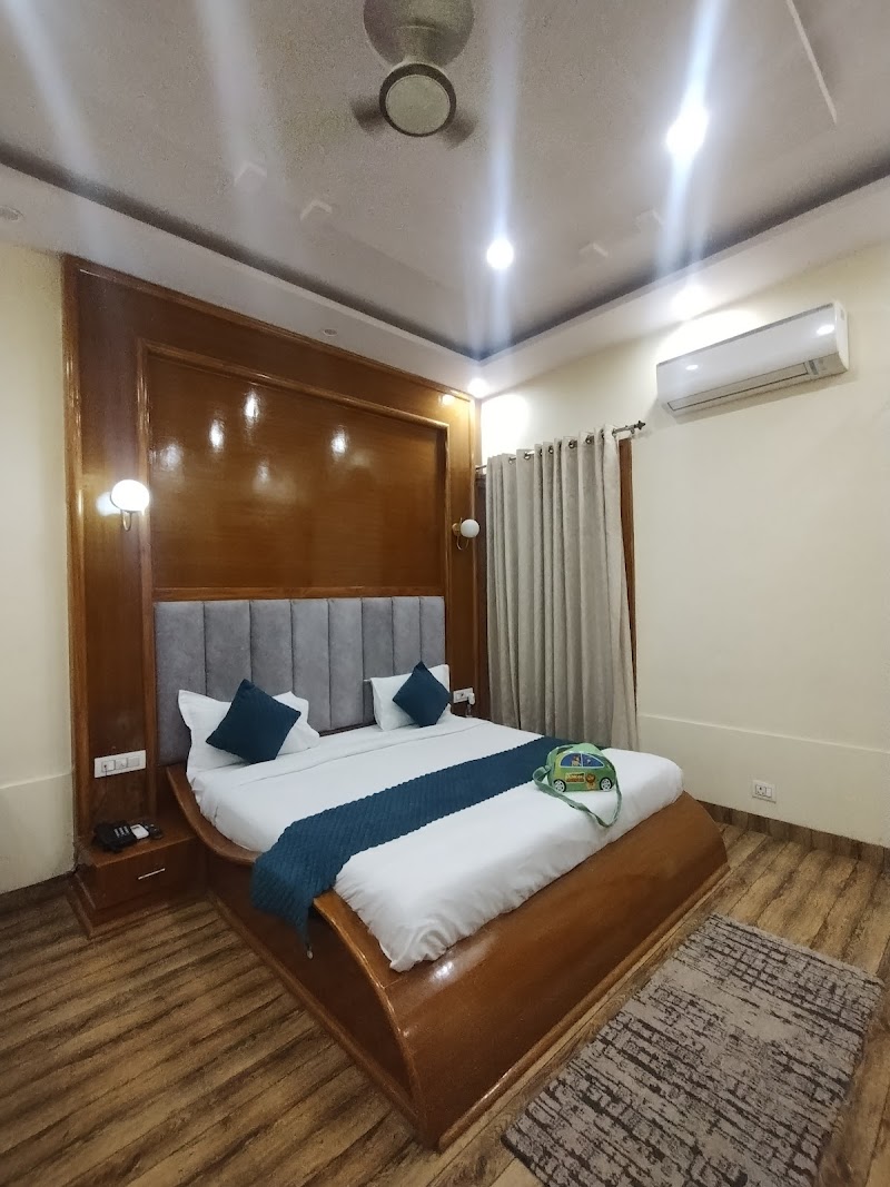 Vasant Corbett Resort
