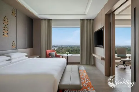 Sheraton New Delhi Hotel