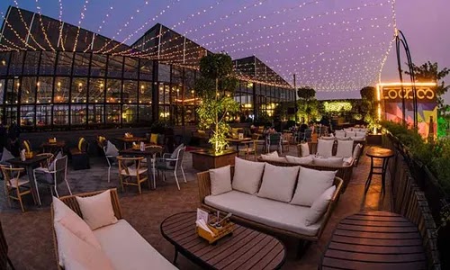 Imperfecto Gardens Galleria