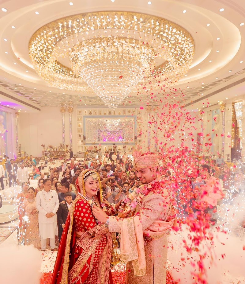 Diamond Crown Banquet — Wedding Venues