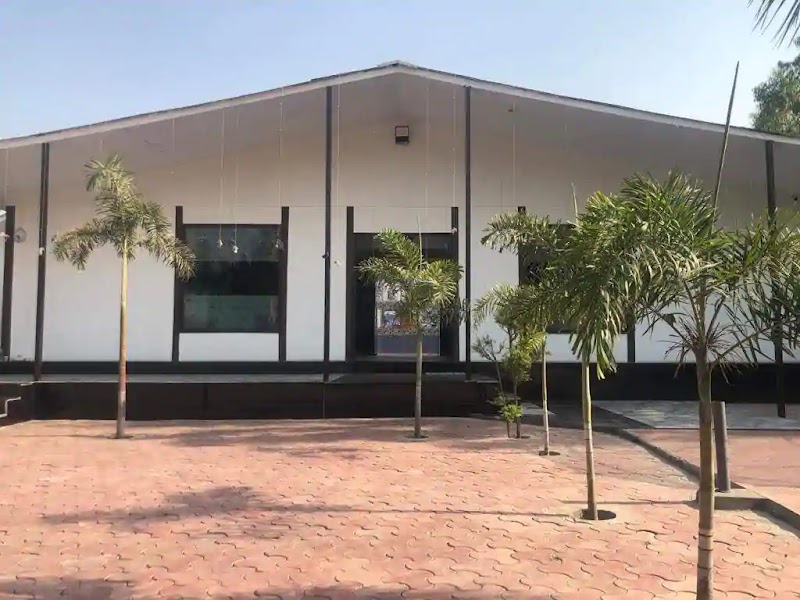 The Dreamland Resort