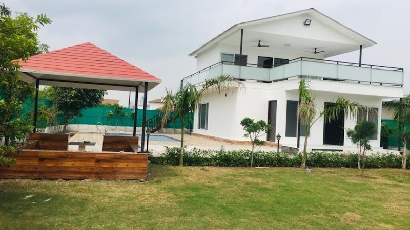 Green Beauty Farms House