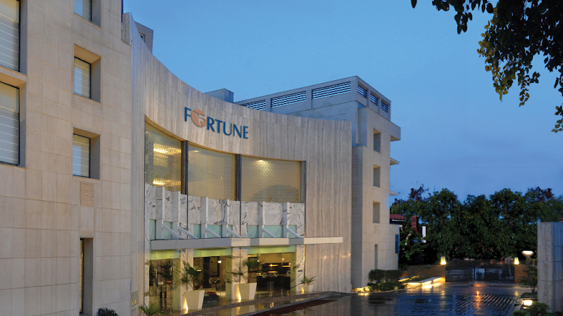Fortune Sector 27