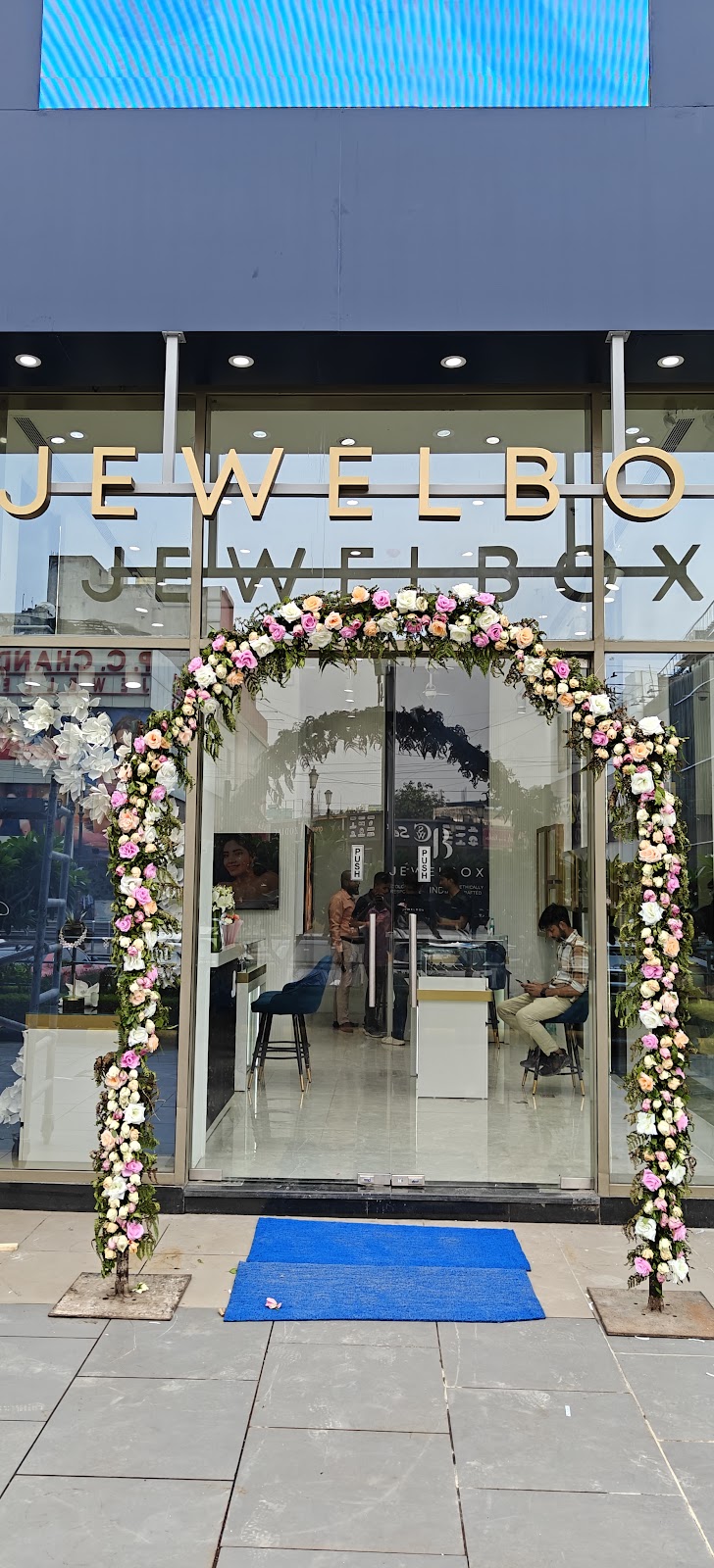 Jewelbox Lab Grown Diamond Jewellery